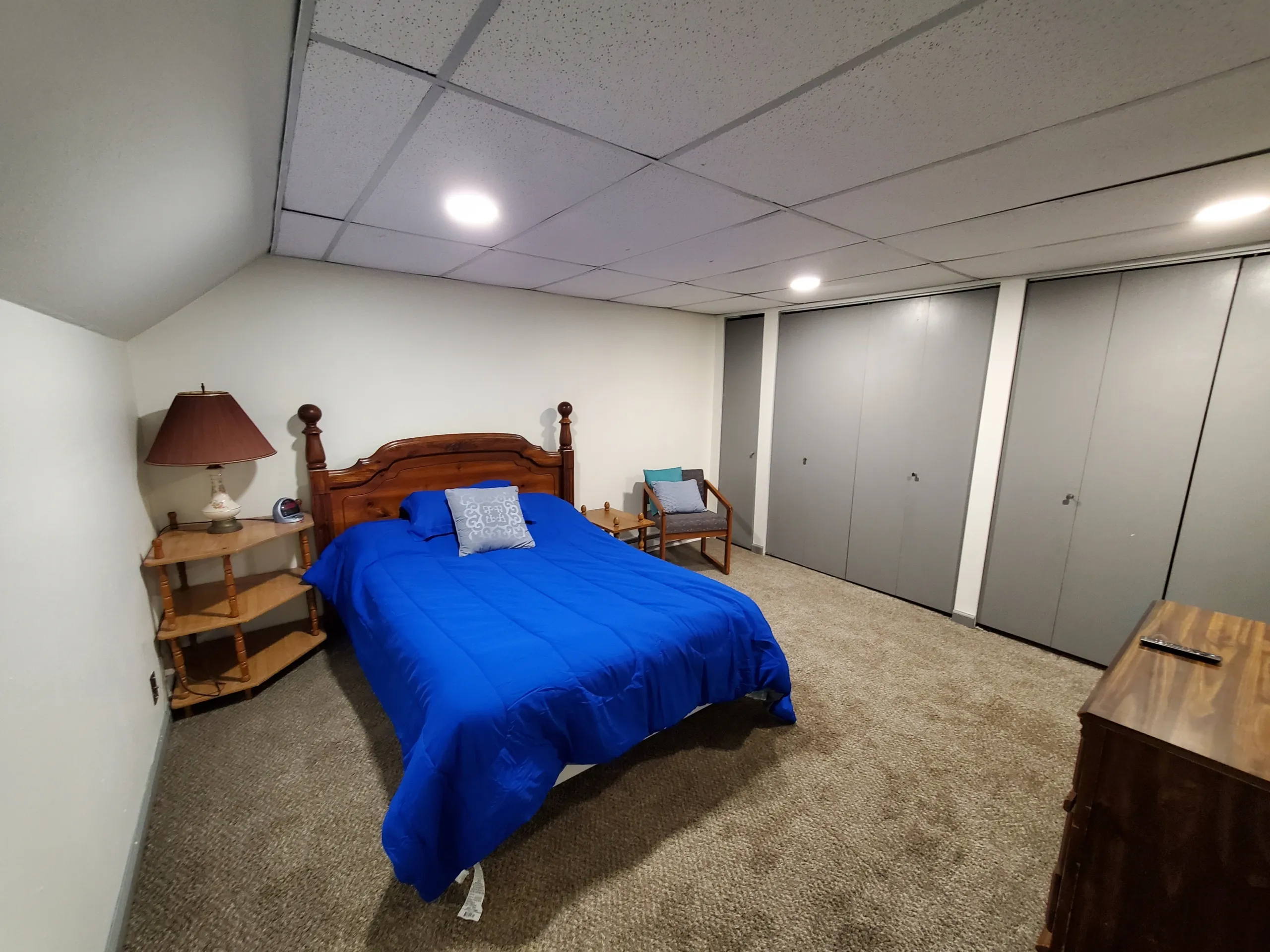 Apt 5 bedroom